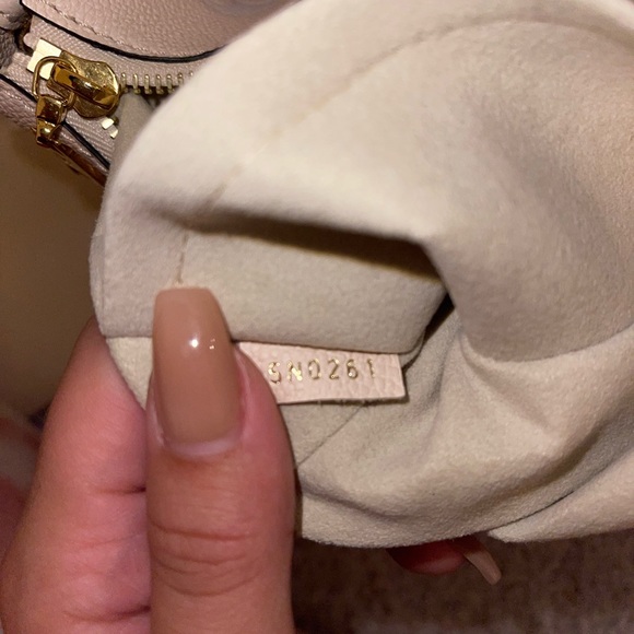 Louis Vuitton Marshmallow Bag - Picture 7 of 9